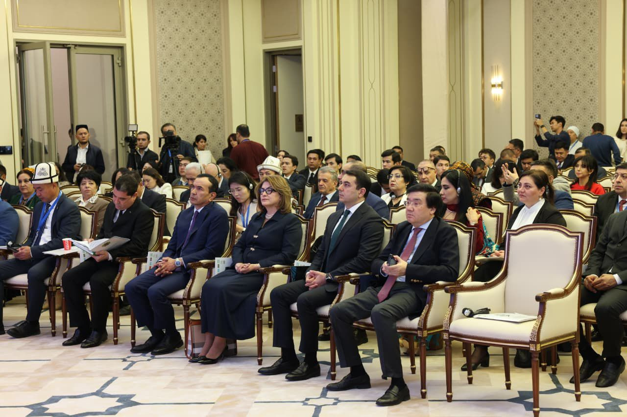 Mədəniyyət naziri Daşkənddə “Mərkəzi Asiyada mənəvi irs və maarifçilik” beynəlxalq konqresində iştirak edir