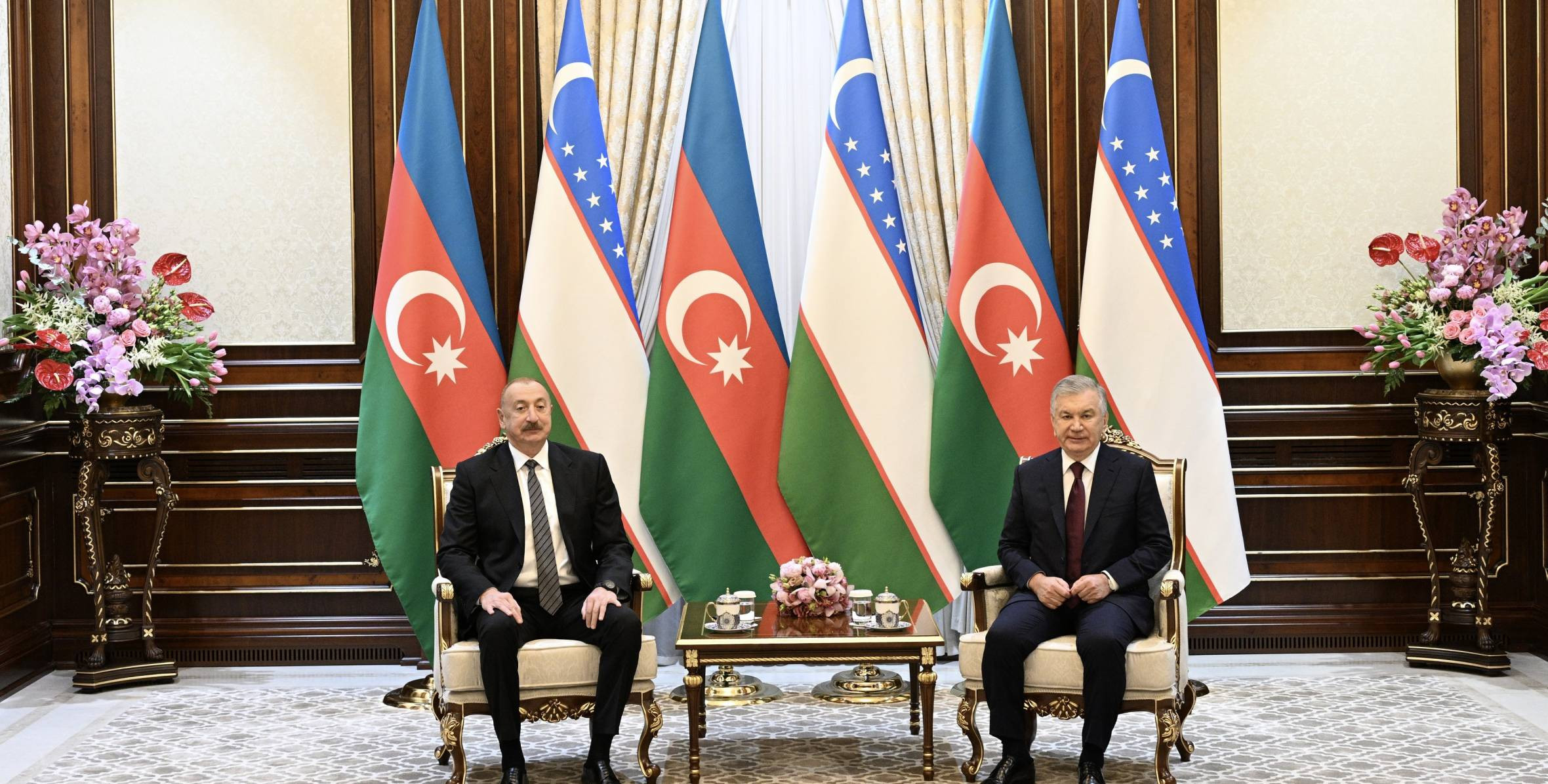 Daşkənddə Azərbaycan və Özbəkistan prezidentlərinin təkbətək görüşü olub -