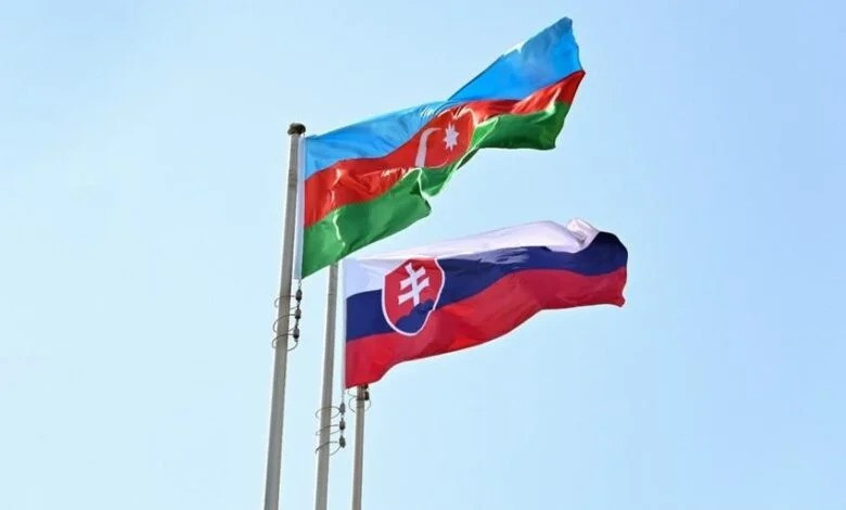 Slovakiya səfiri Azərbaycanı Milli Dirçəliş Günü münasibətilə təbrik edib