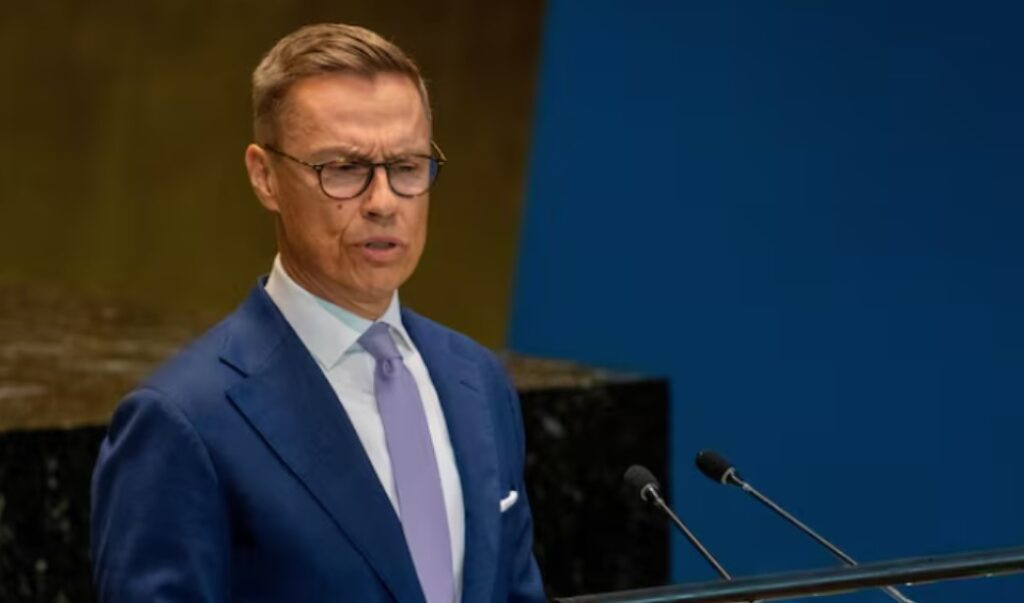 Finlandiya prezidenti: Tramp Rusiyaya qarşı "dəyənək" siyasətini tətbiq etməlidir