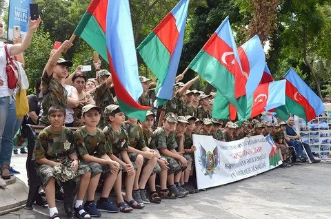 Vətən gəncliyə güvənir