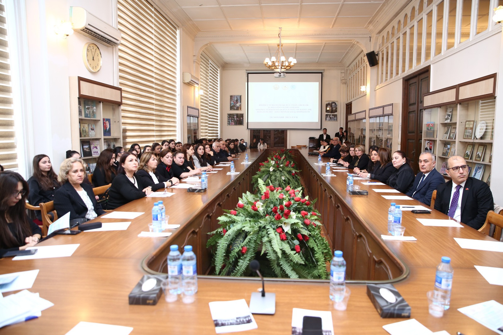 ADPU-da I Türkolji Qurultayın 100 illiyi qeyd edilib