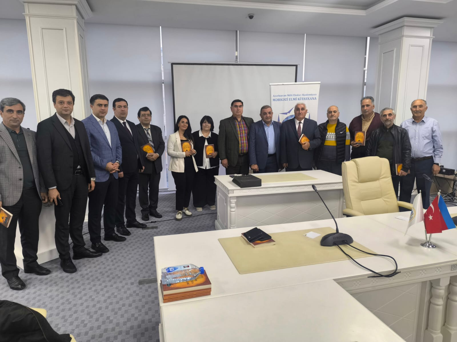 “İslam tarixinin gerçəkləri” kitabının təqdimatı keçirildi