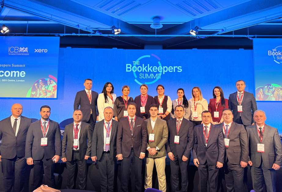 Azərbaycanlı maliyyə mütəxəssisləri Londondakı beynəlxalq tədbirdə yüksək mükafatlarla təltif edilib