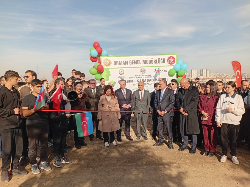 Ankarada 8 Noyabr - Zəfər Günü Xatirə Xiyabanı salınıb