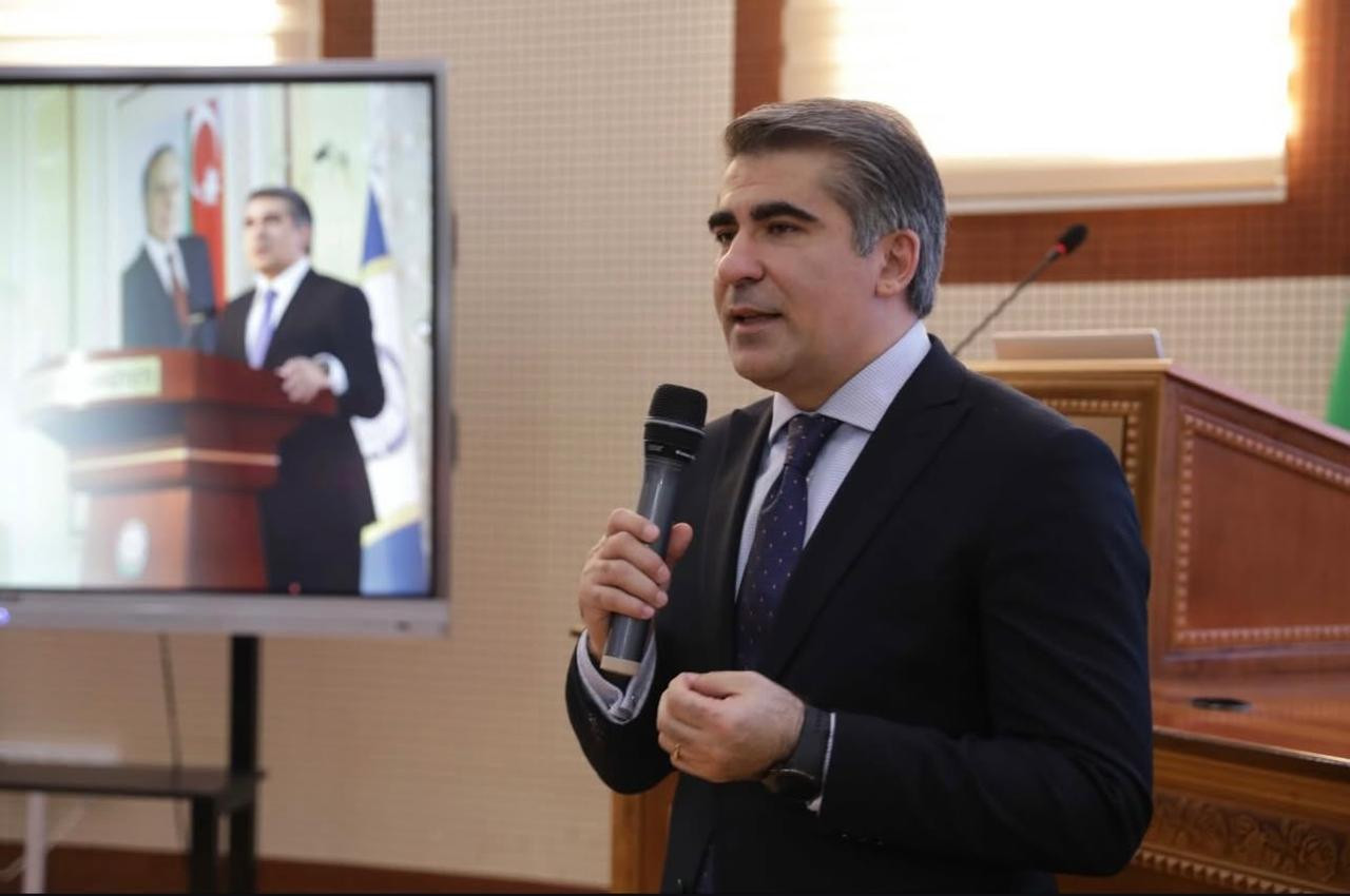 Elm və təhsil nazirinin müşaviri Nicat Məmmədlinin BDU-da “Məzun seminarı”