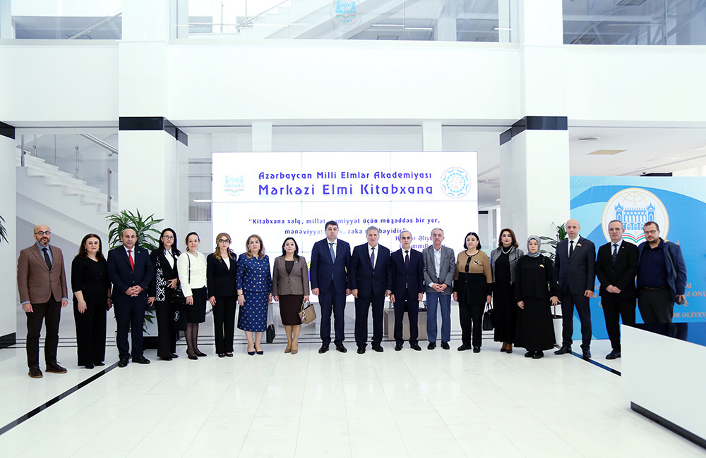 MEK-in 100 illiyinə həsr olunmuş beynəlxalq elmi konfrans keçirilib