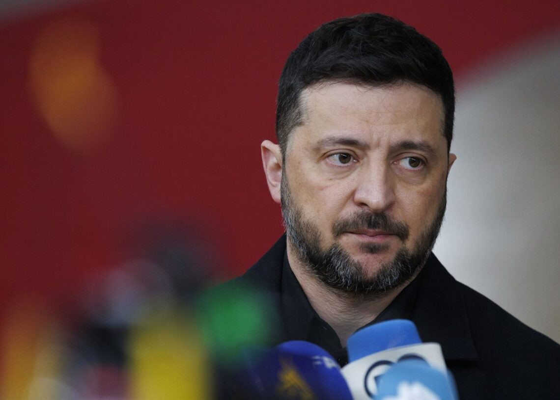 Zelenski Donbas güzəşti ilə sülhə açıq ola bilər