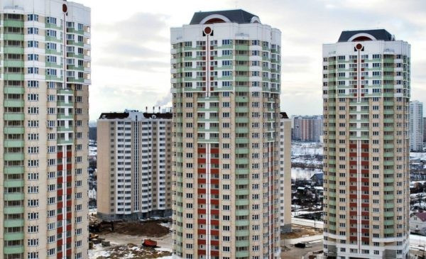 Bakıda bir çox hündürmərtəbəli binada təhlükəsizlik tələbləri gözlənilmir -