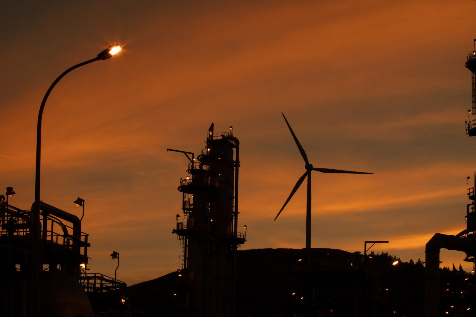 SOCAR “Sustainable Fitch” Beynəlxalq Reytinq Agentliyindən ilk ESG reytinqini alıb