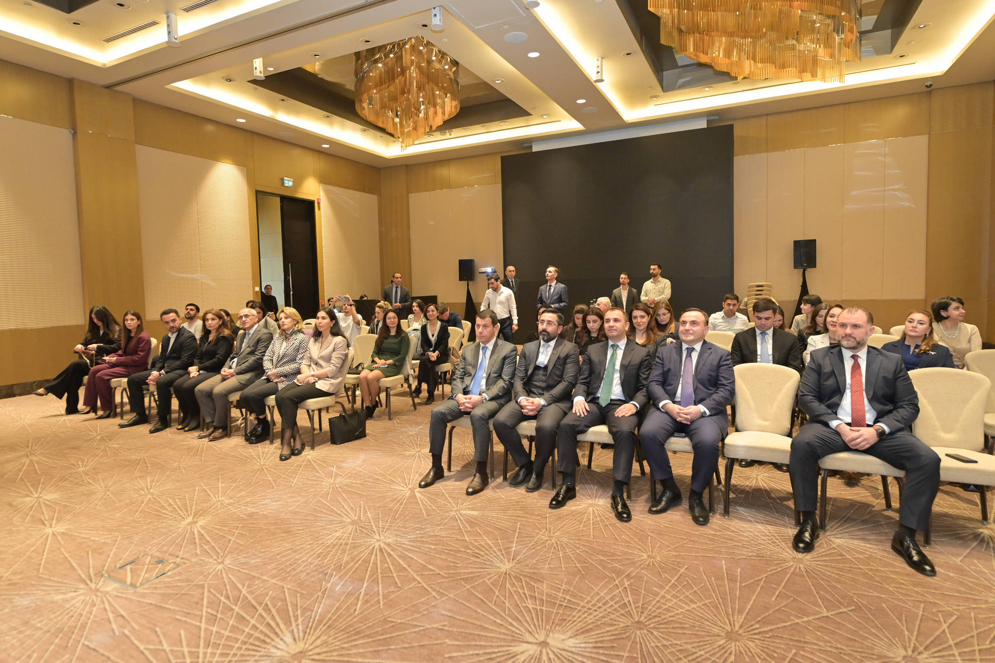 Məktəblilərin ingilis dili öyrənməsini dəstəkləyən yeni rəqəmsal məzmunun təqdimatı olub