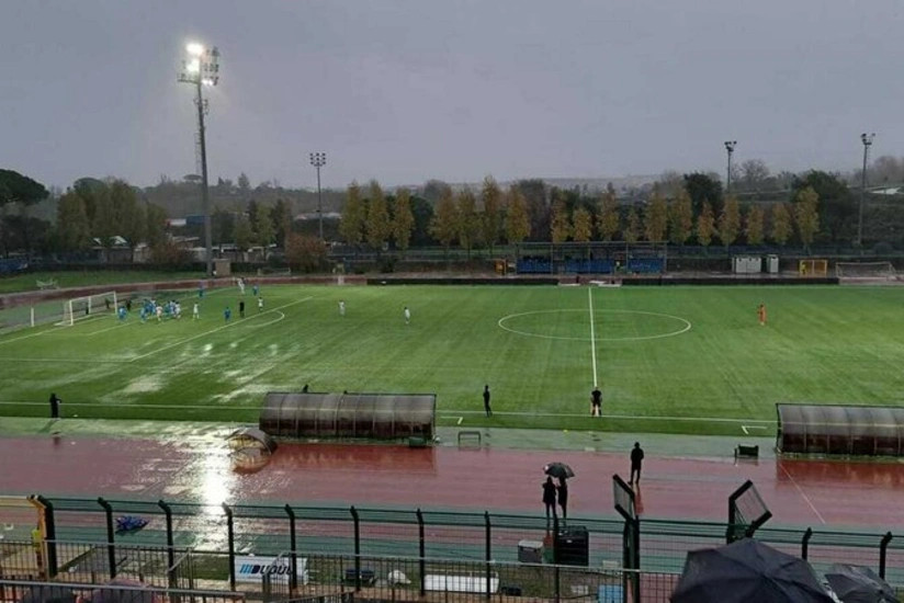 UEFA Gənclər Liqası: Yağışa görə fasilə yaranan oyunda "Qarabağ" "Napoli"yə uduzub -