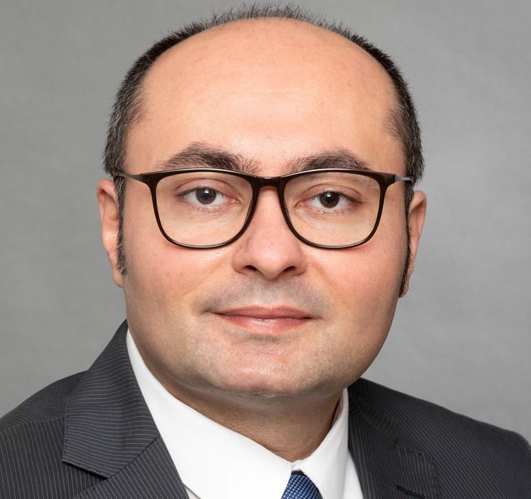 Almaniyadakı soydaşımız dünyanın ən nüfuzlu alimlərinin sırasında yer alıb