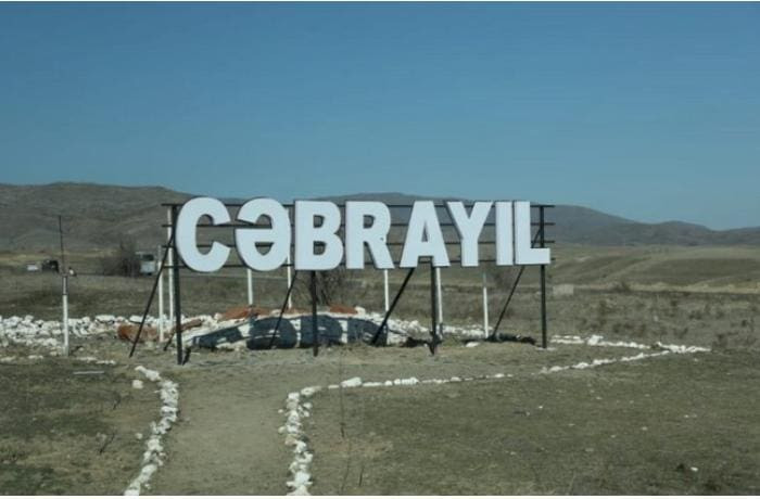 Köç karvanı Horovlu kəndinə çatıb -