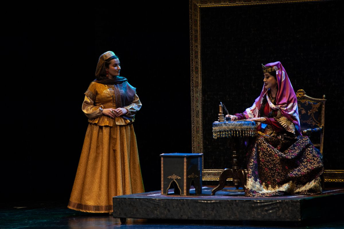 Akademik Milli Dram Teatrında “Xurşidbanu Natəvan” tamaşası nümayiş olundu