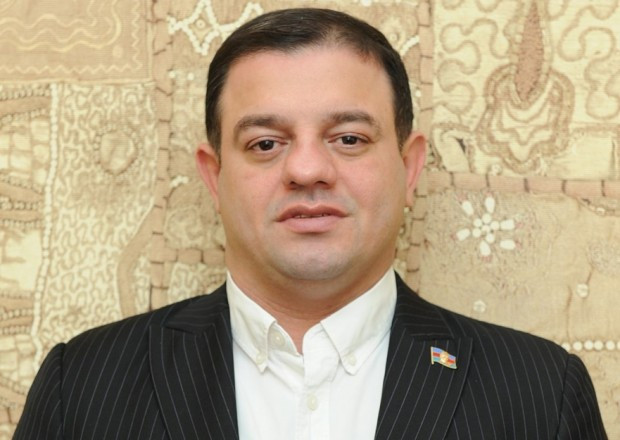 Ata Abdullayev azadlığa çıxmaq istəyir