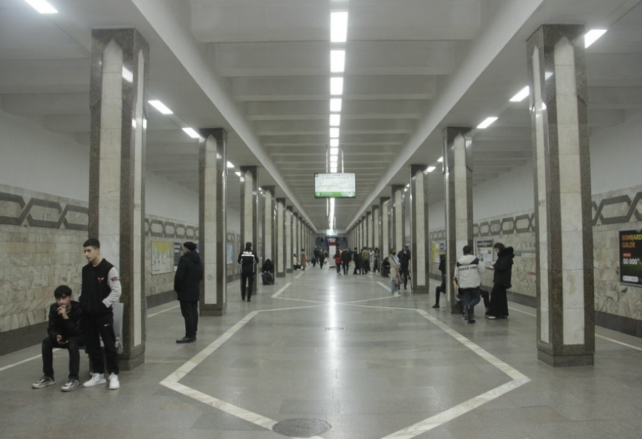 Metroda sərnişin vəfat edib