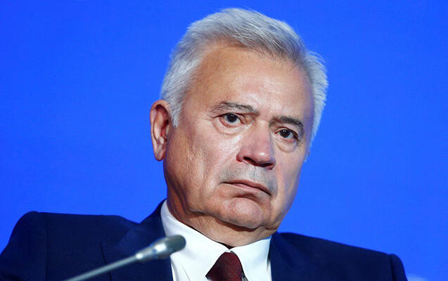 Bloomberg: Vahid Ələkbərovun sərvəti 2,58 milyard dollar azalıb