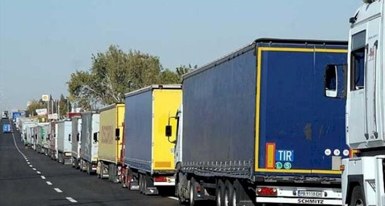 Azərbaycan maşınlarının sərhəddə gecikməsi ilə bağlı məlumat doğru deyil