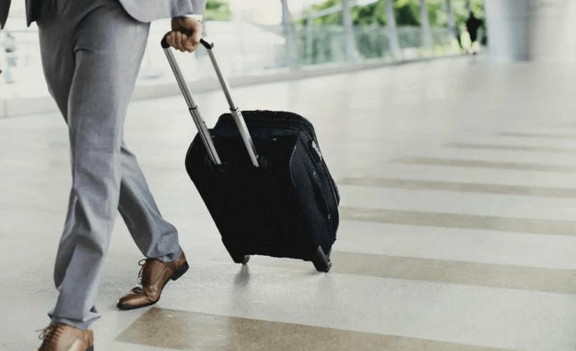 Məzuniyyət dövründə əmək haqqı azalmayacaq