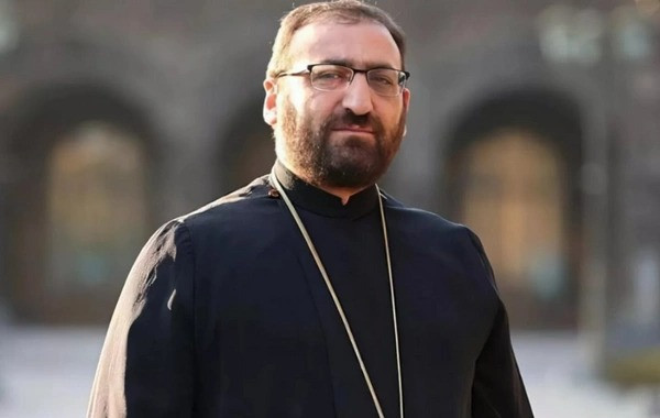 Ermənistan kilsəsinin baş katibliyinin rəhbəri saxlanılıb