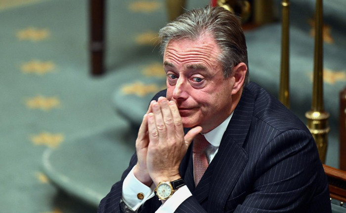 Belçika baş naziri Avrokomissiyanı qəbul etmədi