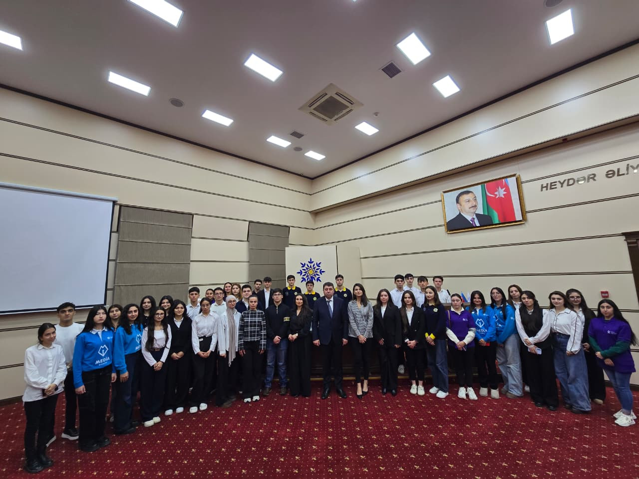 YAP Yasamal rayon təşkilatında “Ulu Öndər Heydər Əliyevin zəngin dövlətçilik irsi” adlı tədbir keçirilib