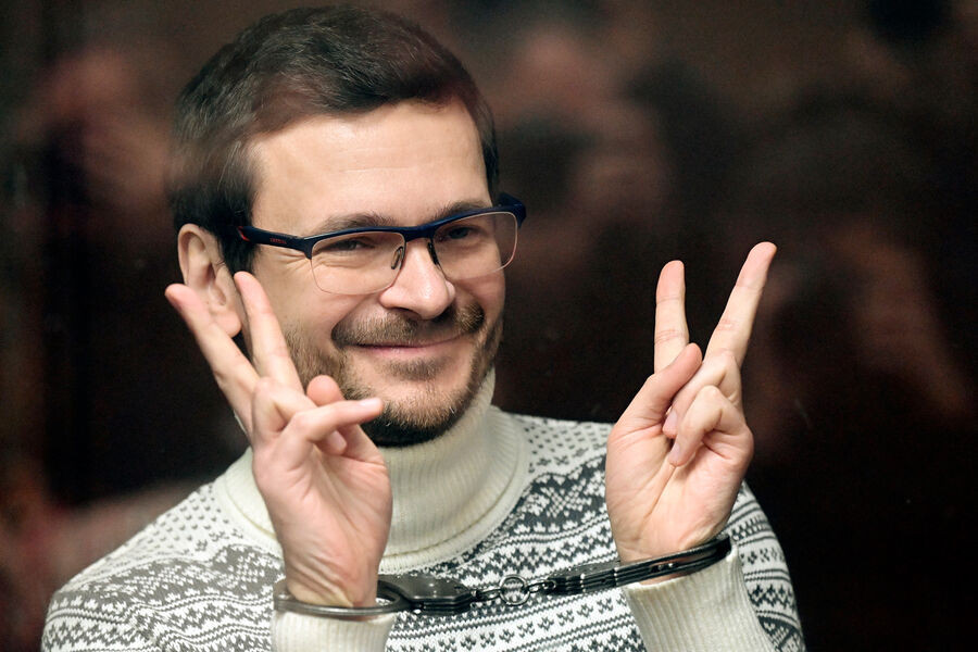 Prokuror İlya Yaşin üçün 1 il 10 ay həbs istəyir