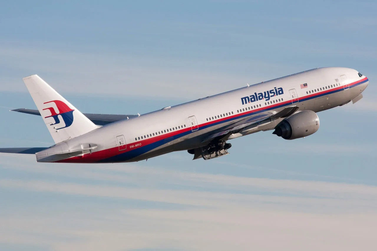 Çin MH370 sərnişinlərinin ailələrinə 410 min dollar təzminat ödətməyə qərar verib