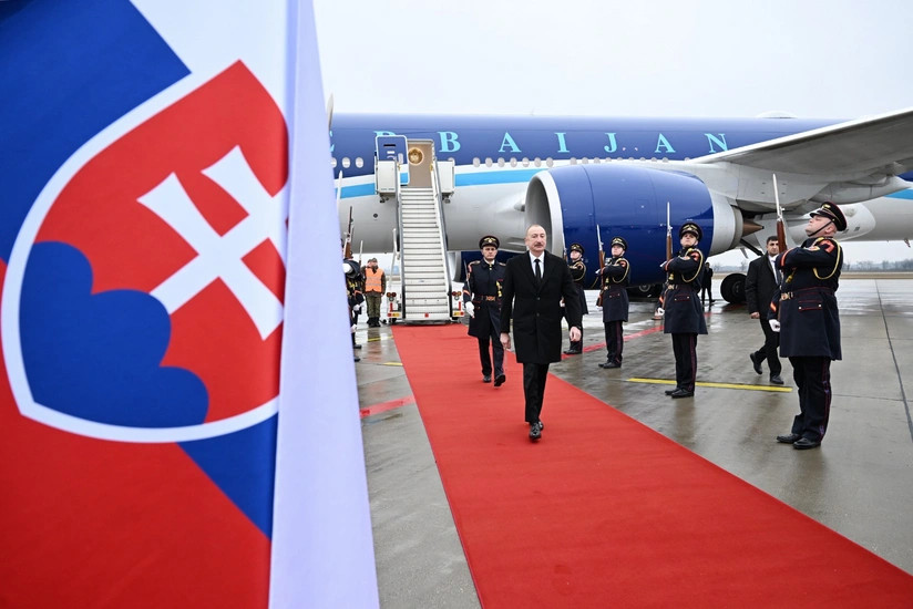 İlham Əliyev Slovakiyada rəsmi səfərdədir