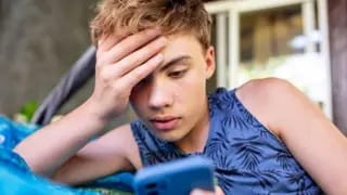 Avstraliyada qadağa qüvvəyə mindi: milyonlarla yeniyetmə sosial mediaya girişini itirir