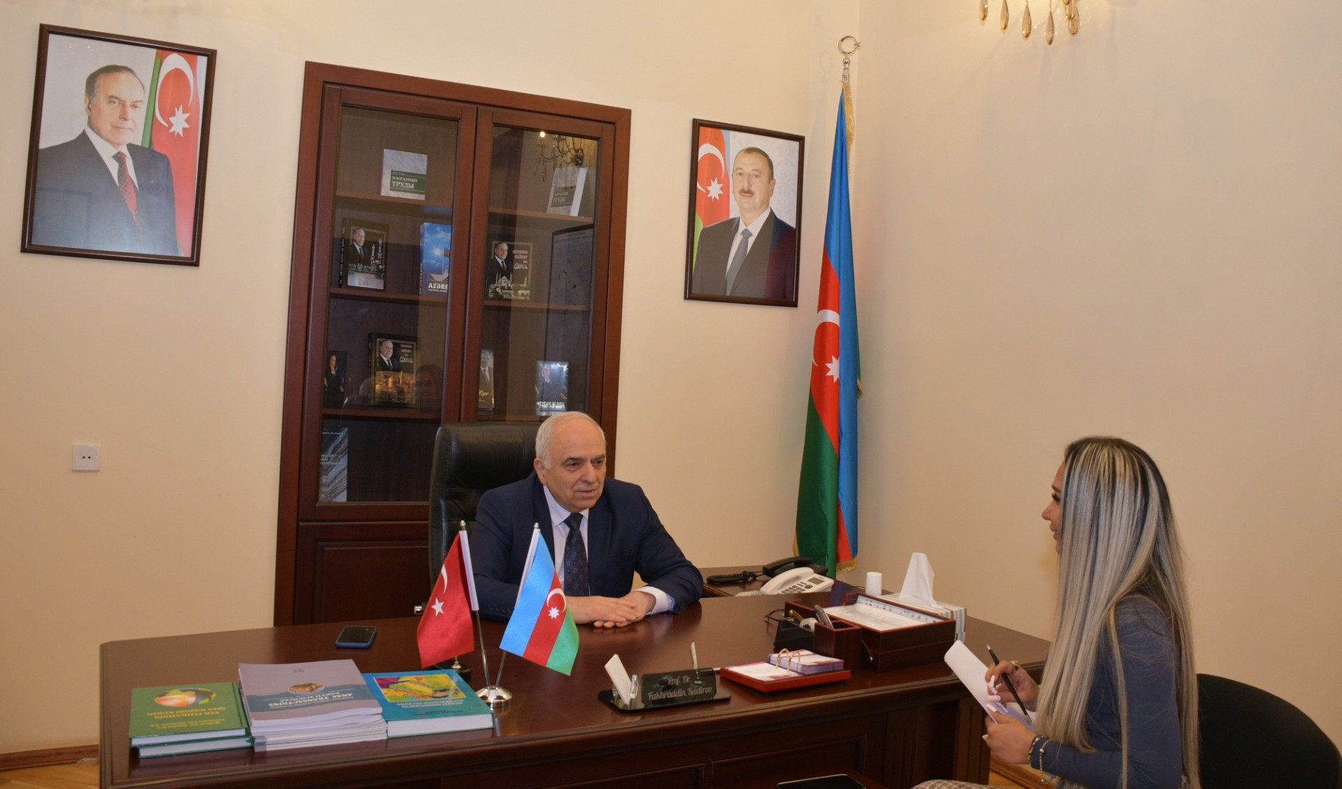 Akademik Fəxrəddin Qədirov: “Süni intelekt və rəqəmsal texnologiyalar neft sənayesinin inkişafı üçün güclü bir alətə çevrilib”