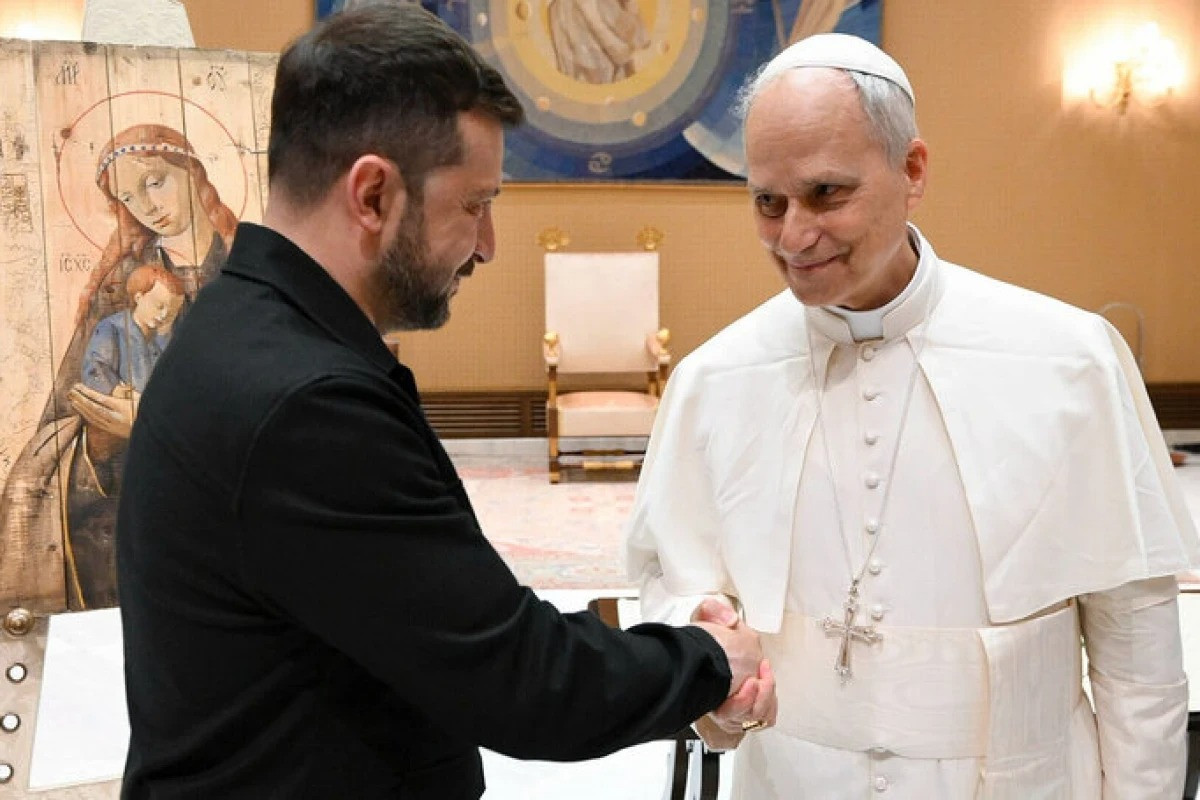 Zelenski Roma Papası XIV Leo ilə görüşüb