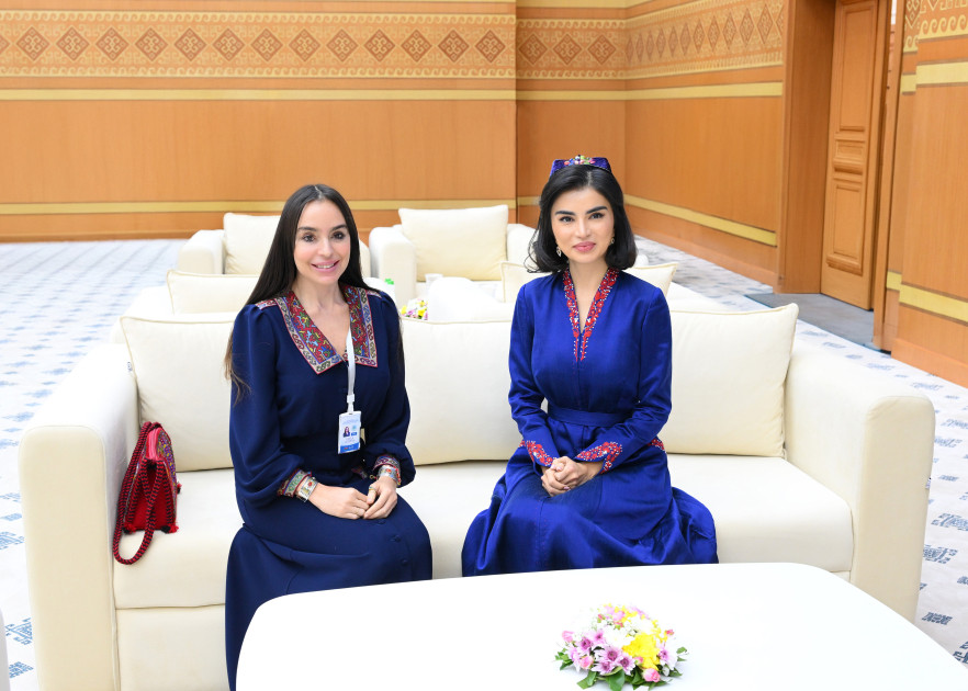 Leyla Əliyeva Özbəkistan Prezidenti Administrasiyasının rəhbəri ilə görüşüb