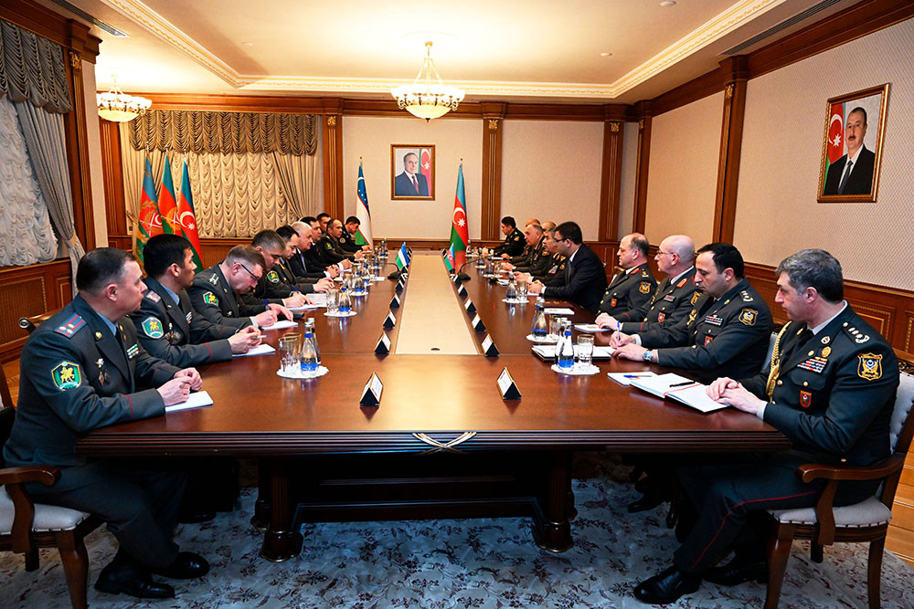 Özbəkistan nümayəndə heyəti ölkəmizdə rəsmi səfərdədir