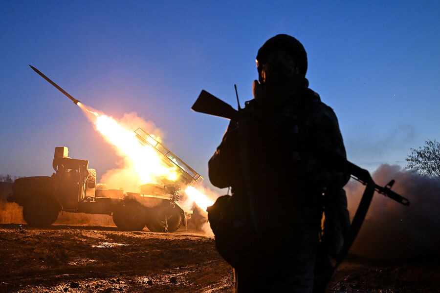 Rusiya hərbçiləri Ukraynadakı hərbi və enerji obyektlərinə zərbələr endirib