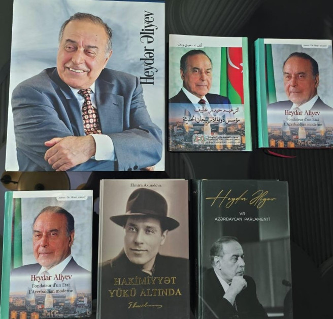 Əlcəzairdə Ulu Öndərin əziz xatirəsi anılıb