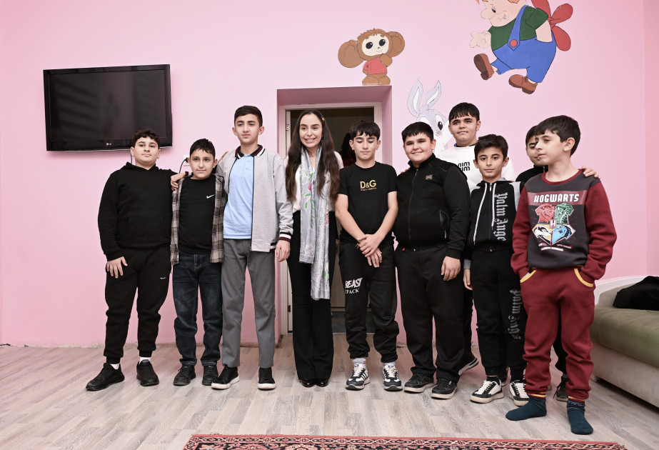 Leyla Əliyeva Səhiyyə Nazirliyi 5 saylı Uşaq Vərəm Sanatoriyasını ziyarət edib