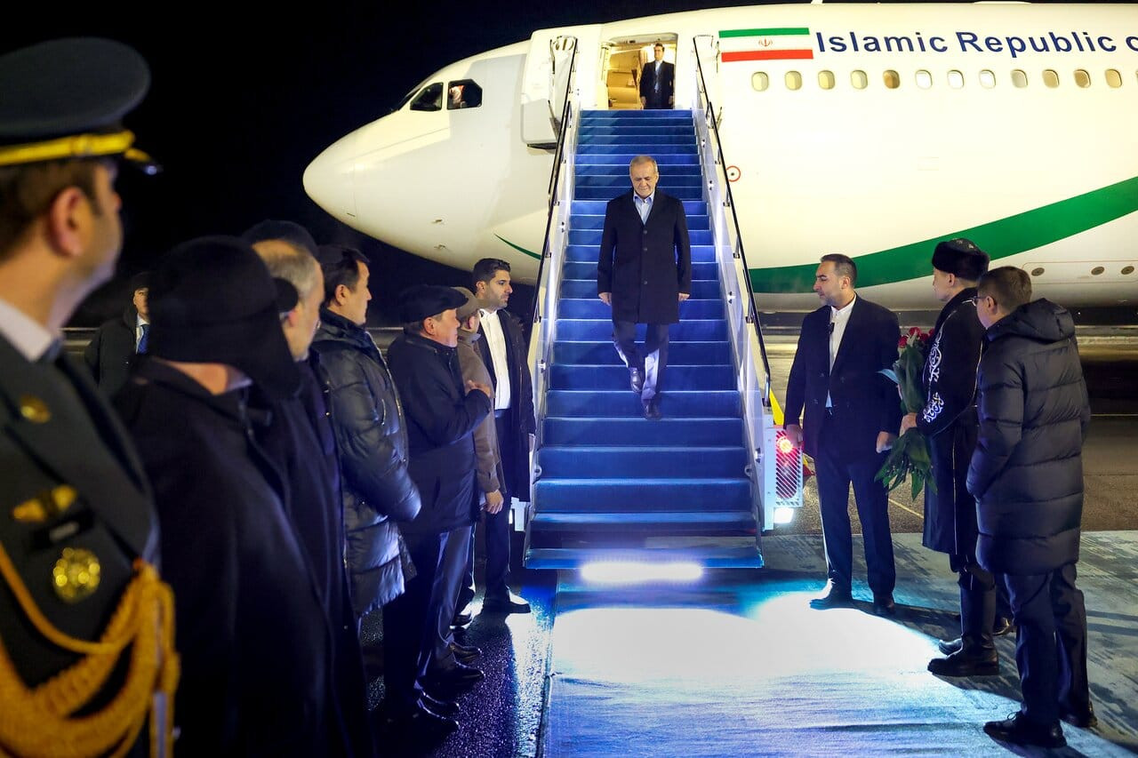 İran prezidenti Pezeşkian Mərkəzi Asiya ilə əlaqələri gücləndirmək məqsədilə səfərə çıxıb