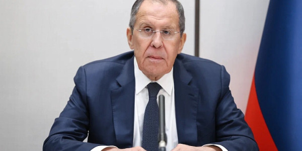 Lavrov: Qərb ölkələri Ukraynaya müharibə elan edib
