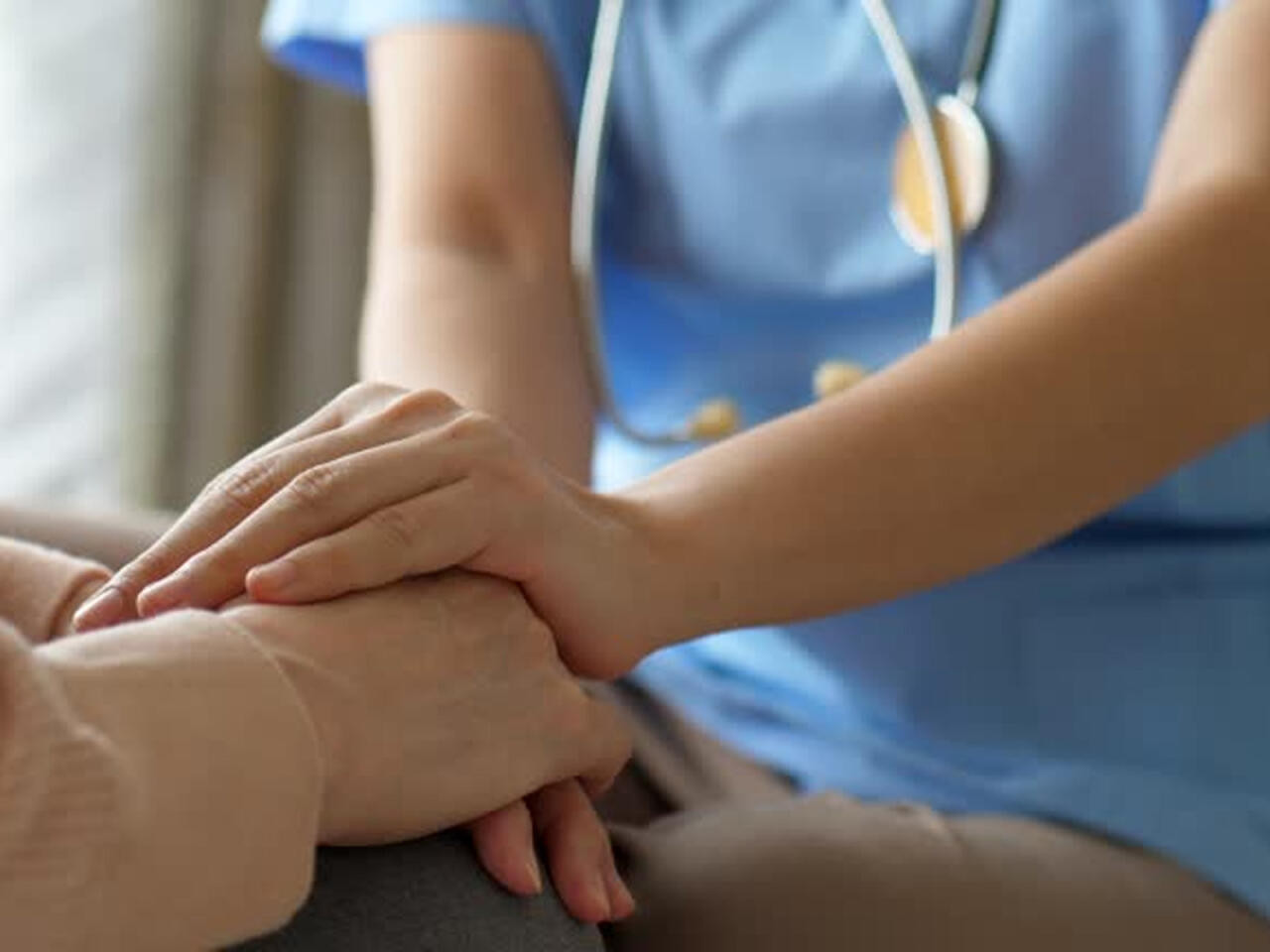 Bakıda azyaşlı qız ana olub