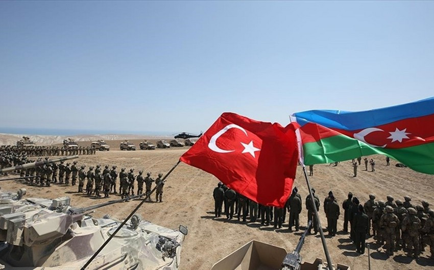 Düşmən təşvişdə: