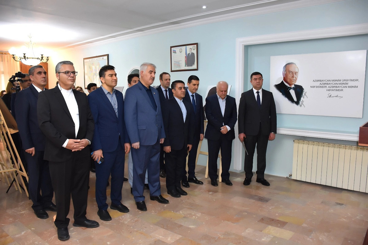 Heydər Əliyevin anım günü Təbrizdə qeyd olunub