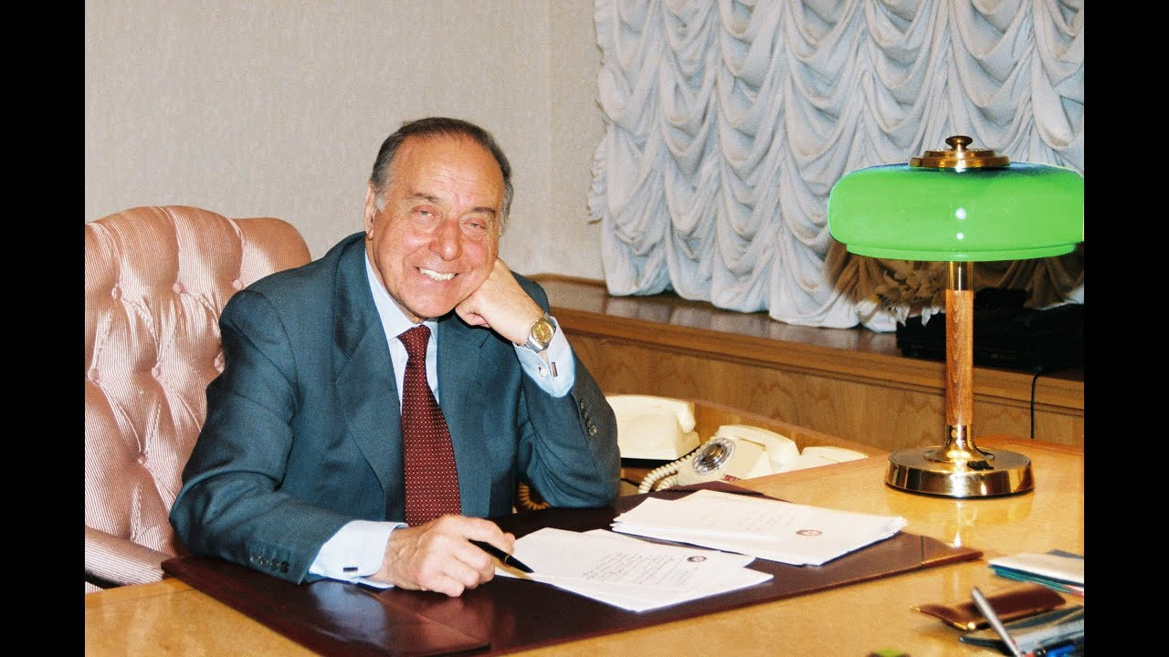 Səfir Birol Akgün :