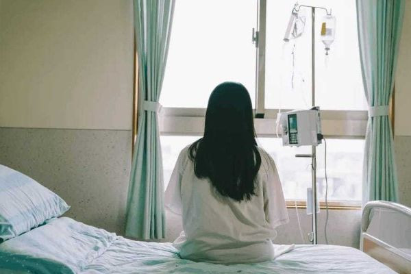 14 yaşlı qız uşaq dünyaya gətirir: Kimdir müqəssir?!