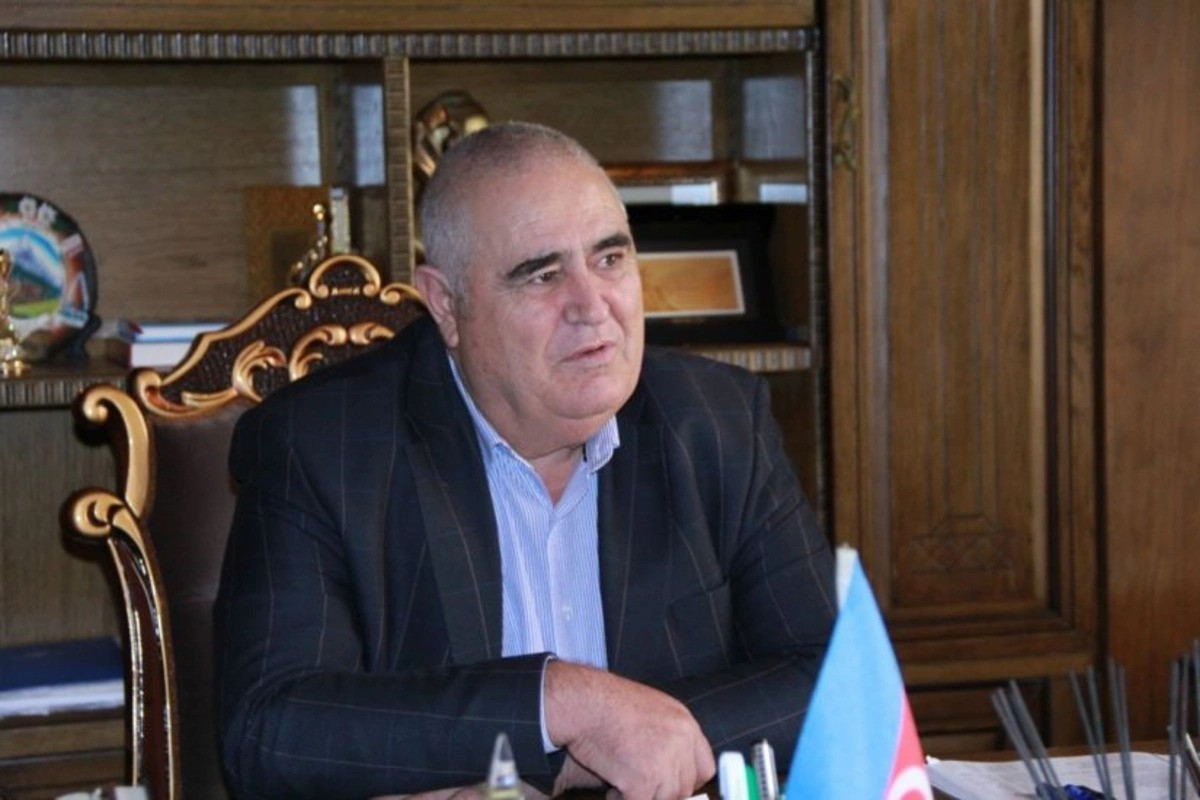 Şərurlu İsfəndiyar: