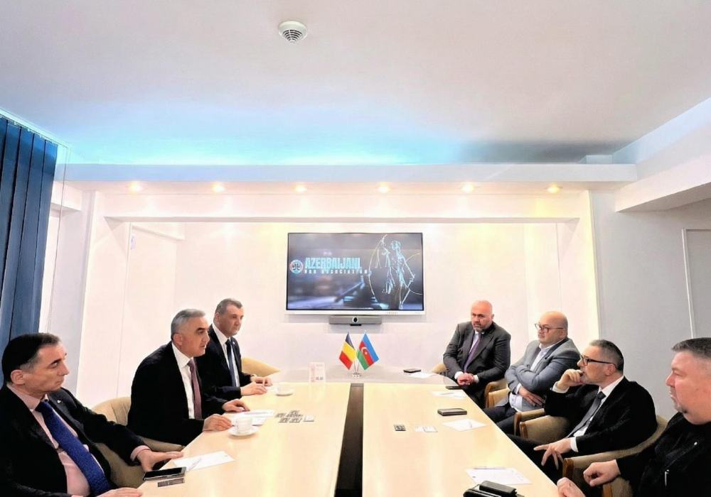 Anar Bağırov Rumıniya Vəkillər Kollegiyasının illik konfransında çıxış edib