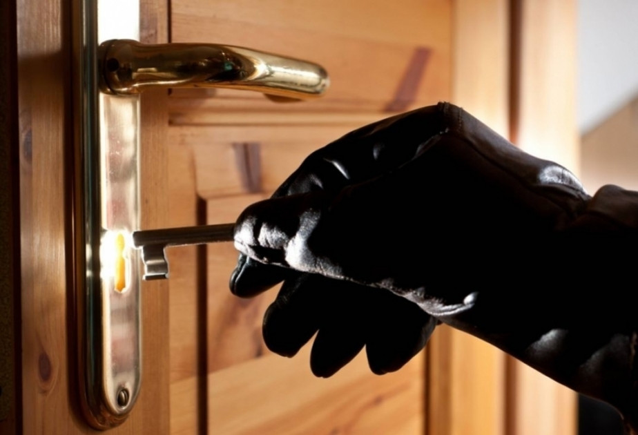 Bakıda mağazalardan oğurluq edilib