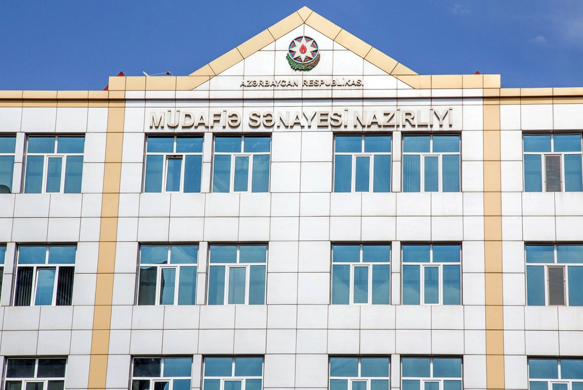 Bu gün Müdafiə Sənayesi Nazirliyi işçilərinin peşə bayramıdır