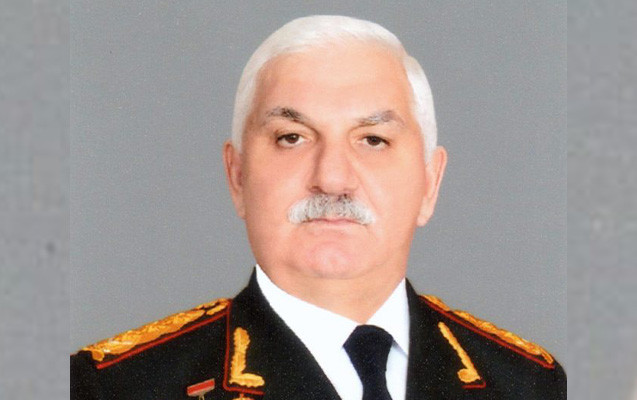 Əli Əsədov Bəylər Eyyubovla bağlı qərar verib